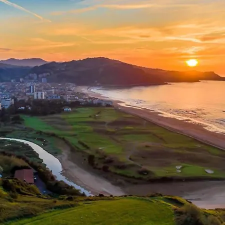 Kareharri Piso En Casco Viejo De Zarautz Apartment Exterior photo